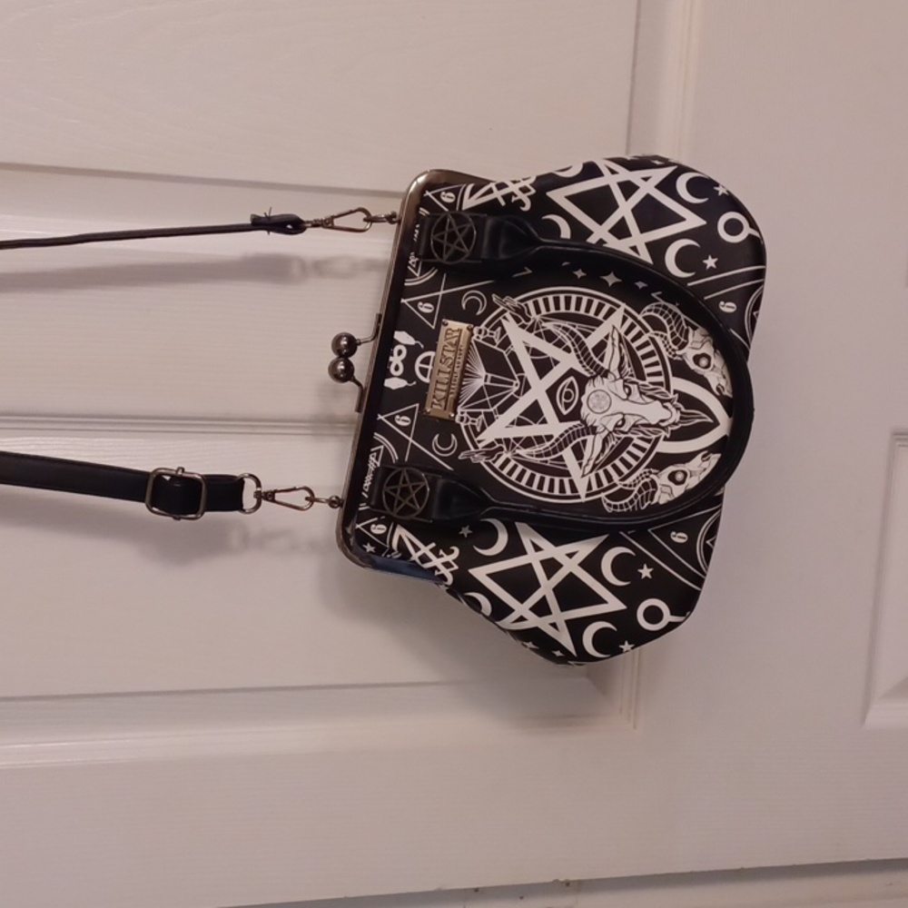 KILLSTAR OCCULT GRAPHIC PENTAGRAM HANDEL HARDWARE KISSLOCK CROSSBODY/SHOULDER - Picture 16 of 16